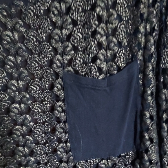 Tank - Picture 4 of 4